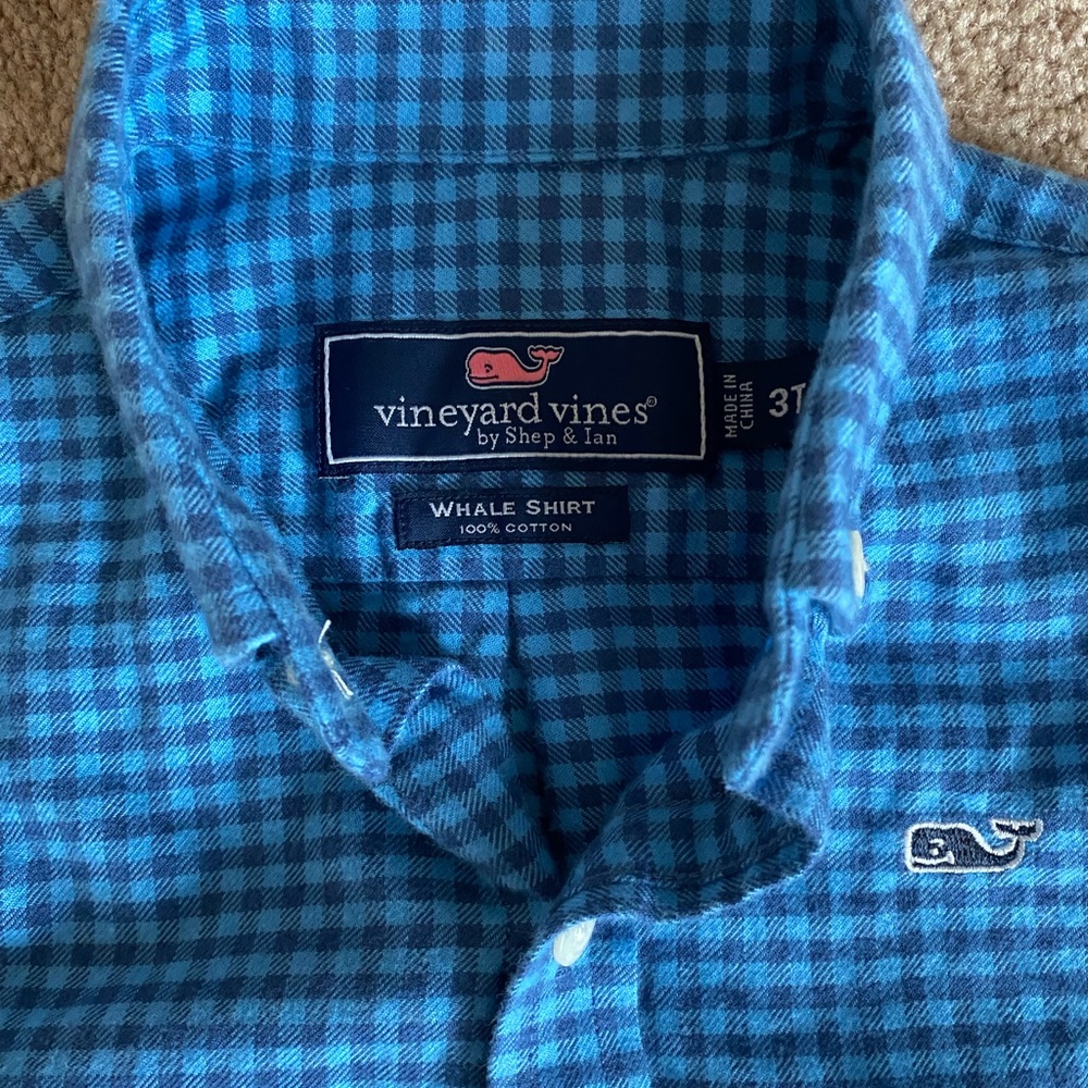 Toddler Vineyard Vine button up!